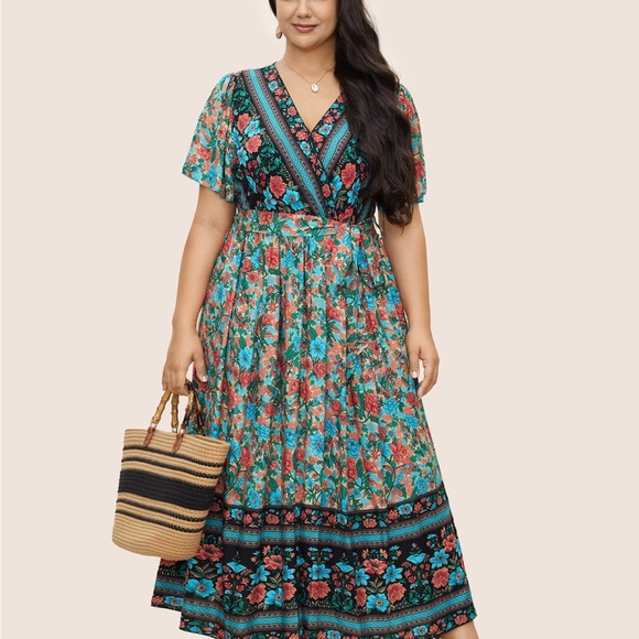 BloomChic Teal and Red Floral Maxi Dress - Picture 4 of 10